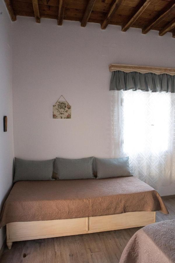 Venerdi Libero Villa Kini Exterior photo